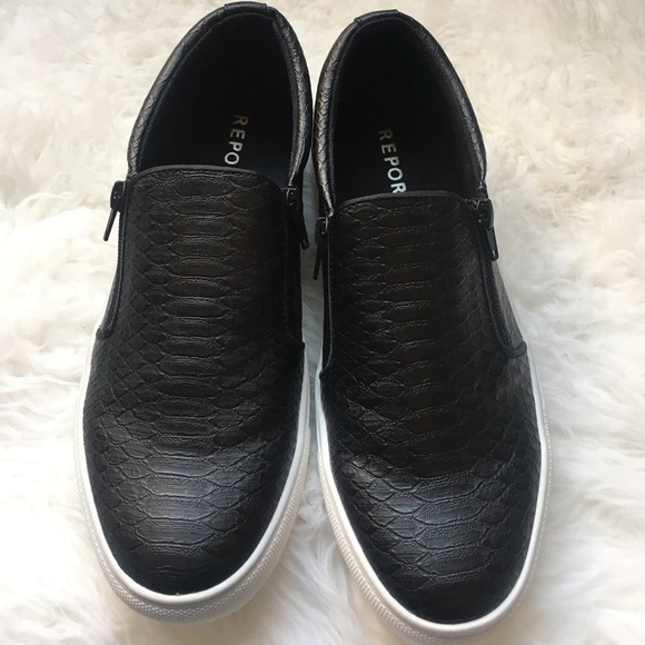 Report black leather like shoes- 11 - Picture 2 of 5